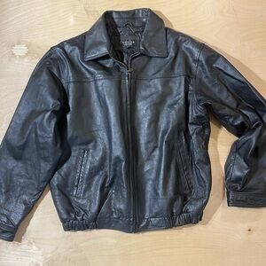 Cougar Leather Jacket Large (IJ)